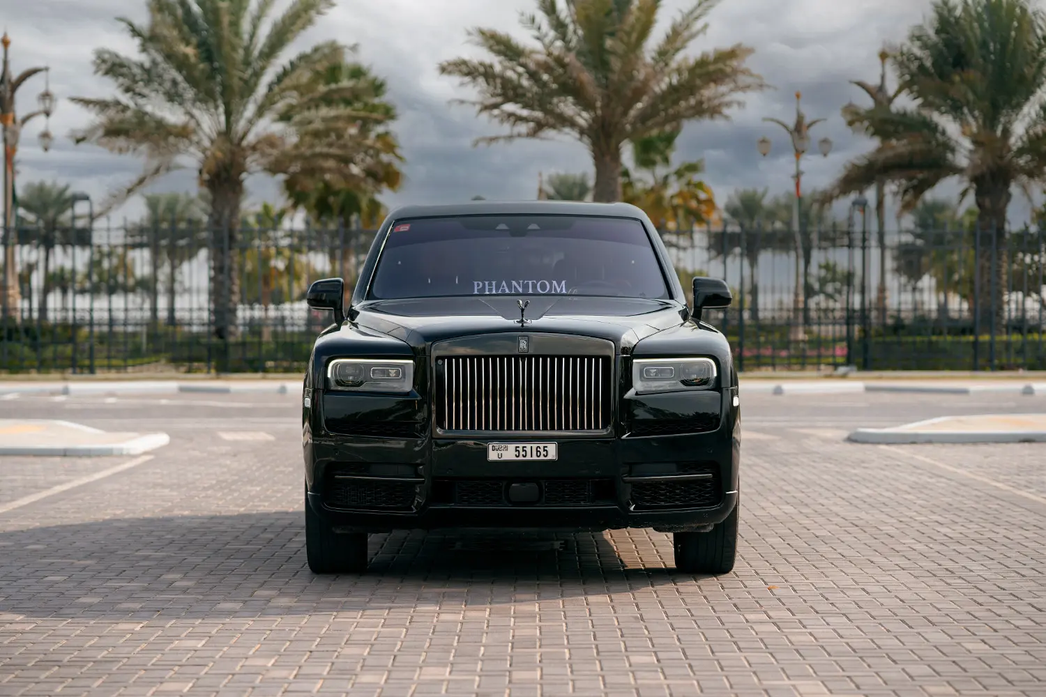 Rolls Royce Cullinan Black Badge full