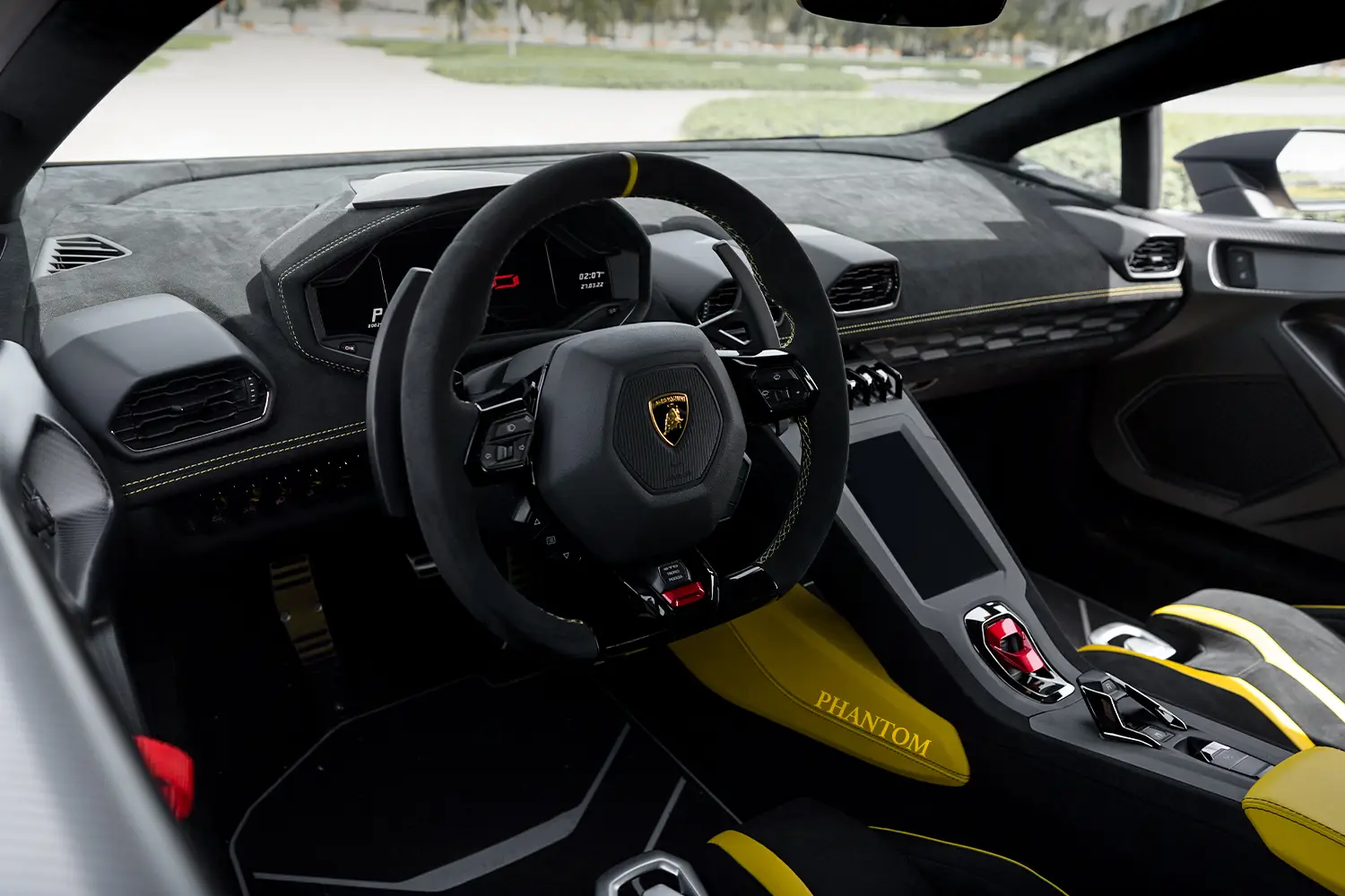 Lamborghini Huracan STO ممتلئ