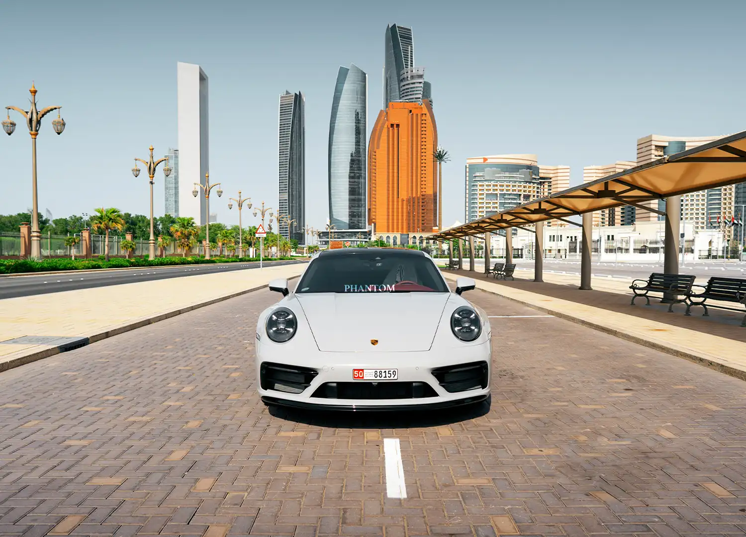 Porsche Carrera 911 ممتلئ