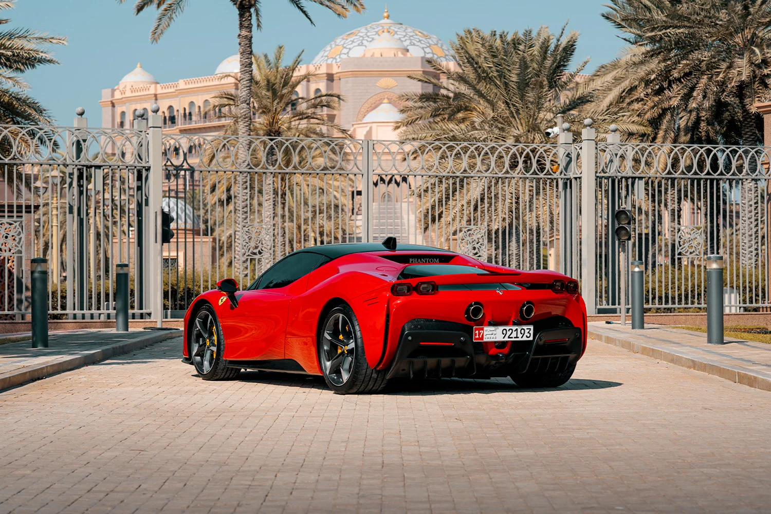 Ferrari SF90 Stradale ممتلئ