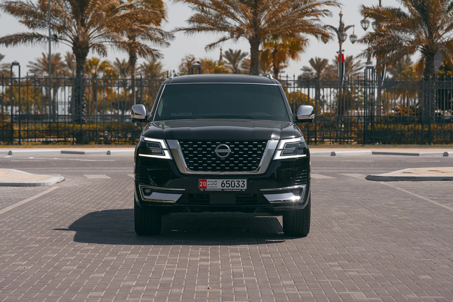 نيسان باترول V8 بلاتينيوم ممتلئ