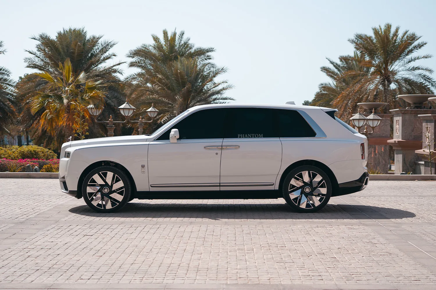 Rolls Royce Cullinan full