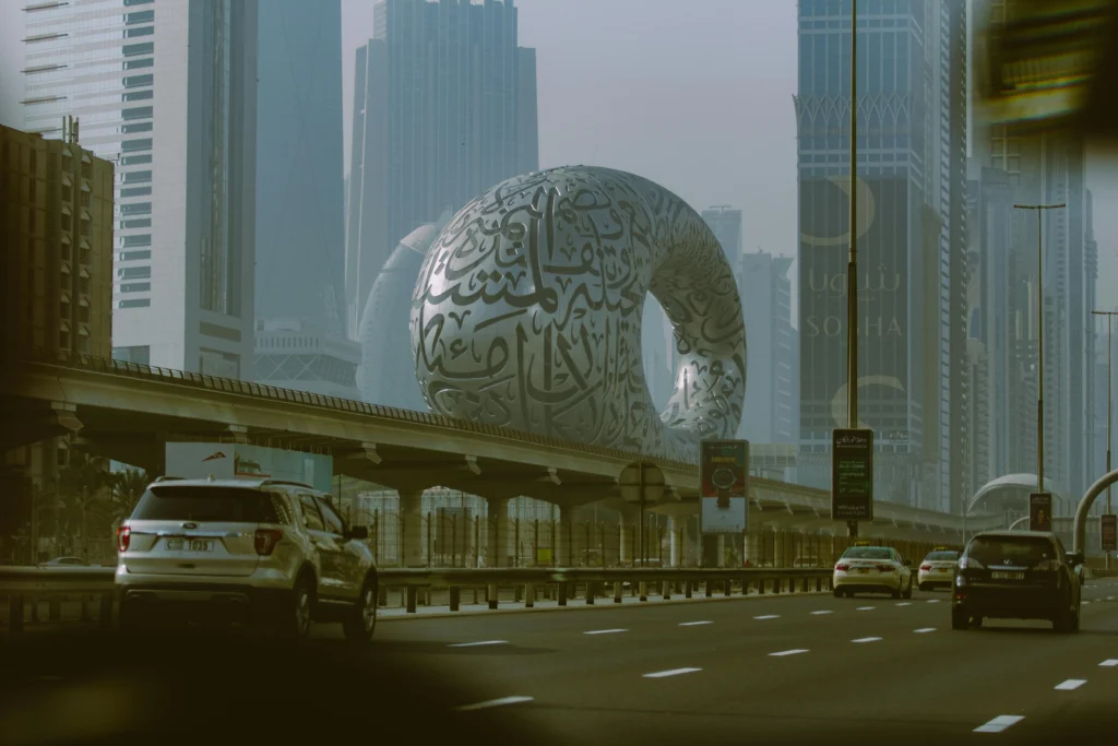 How to Drive Safely on Dubai’s Highways?