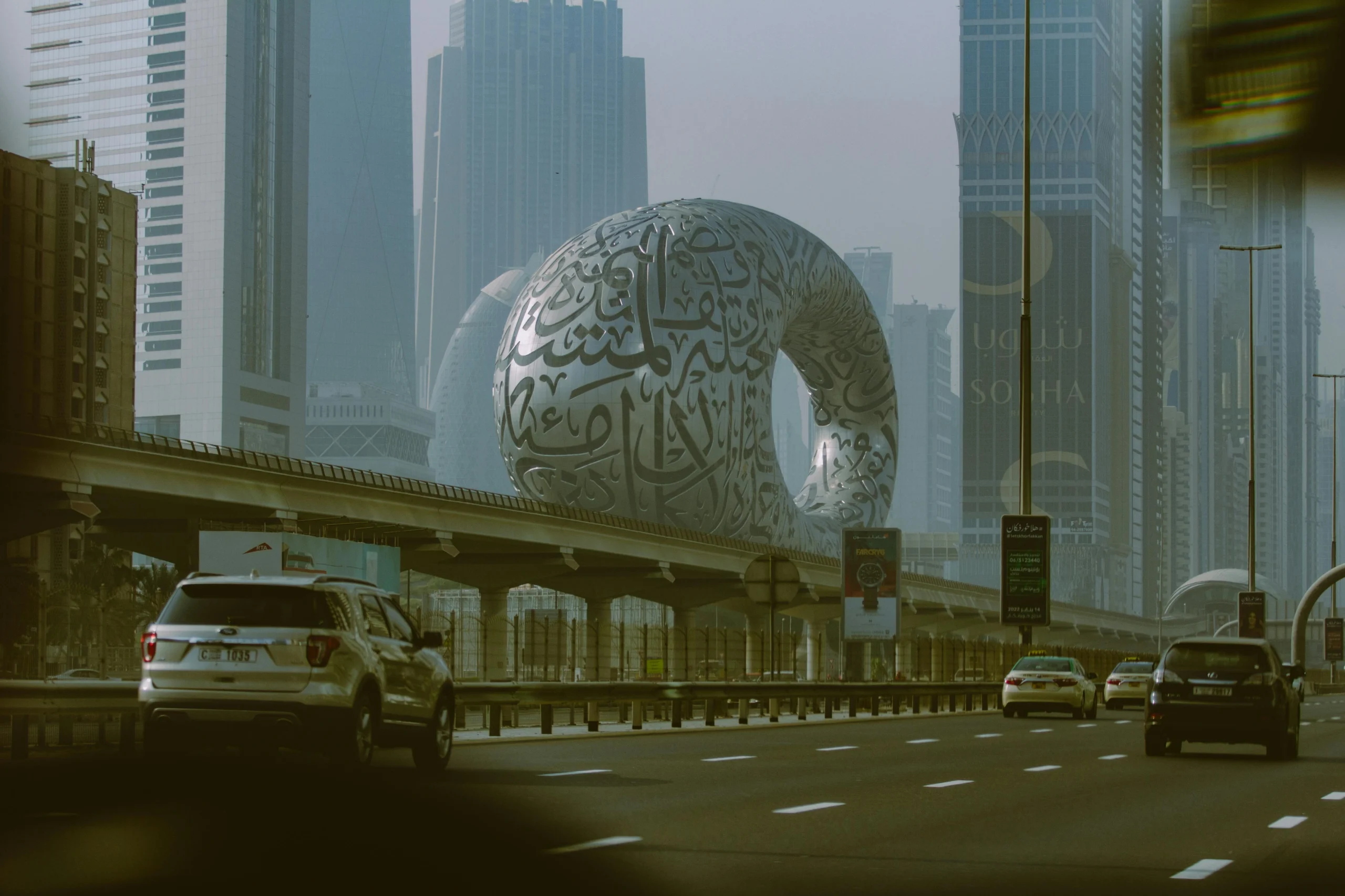 How to Drive Safely on Dubai’s Highways?